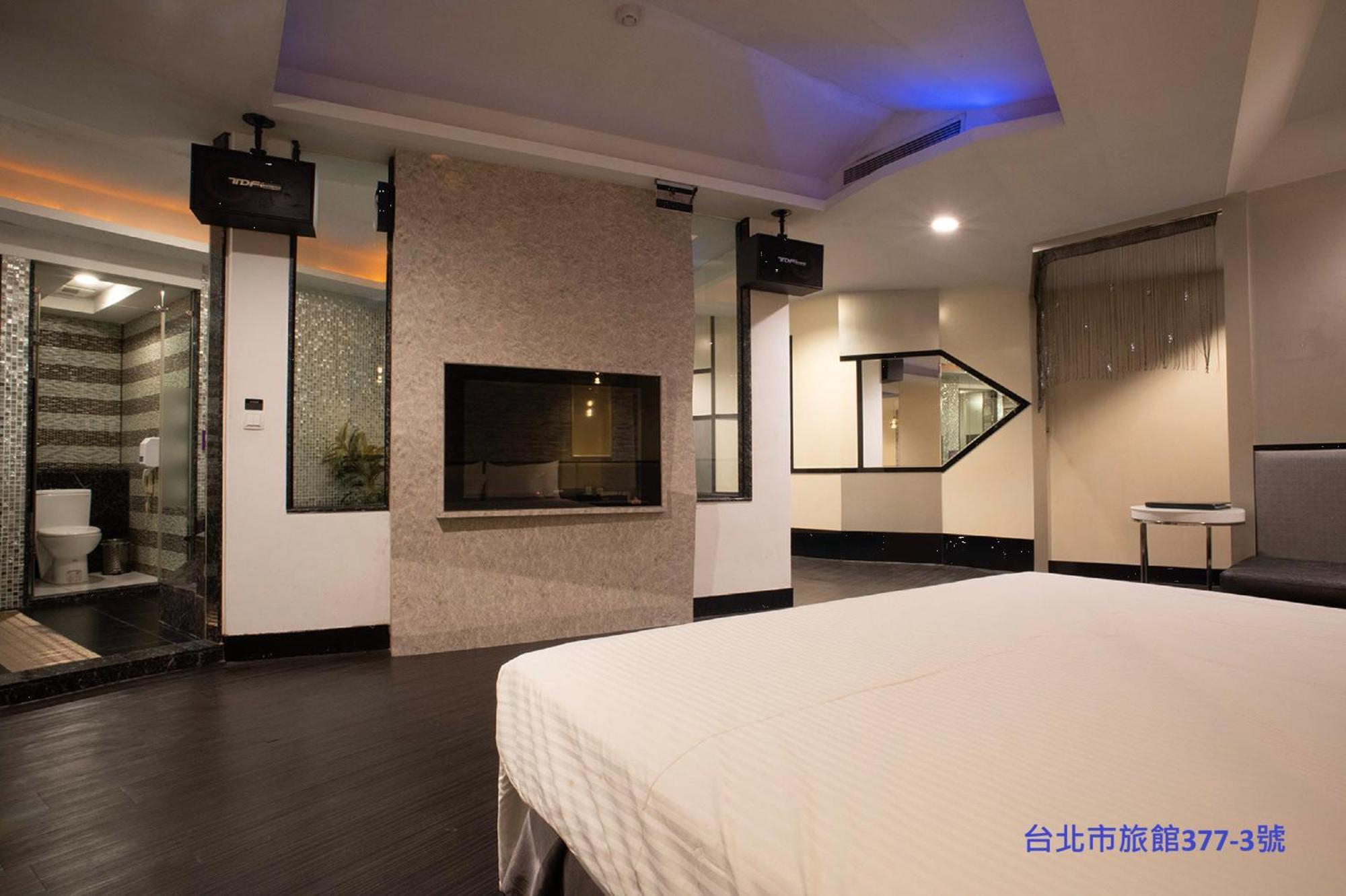 Discovery - Yanping Motel Taipei