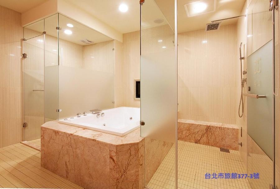 Discovery - Yanping 3* Taipei