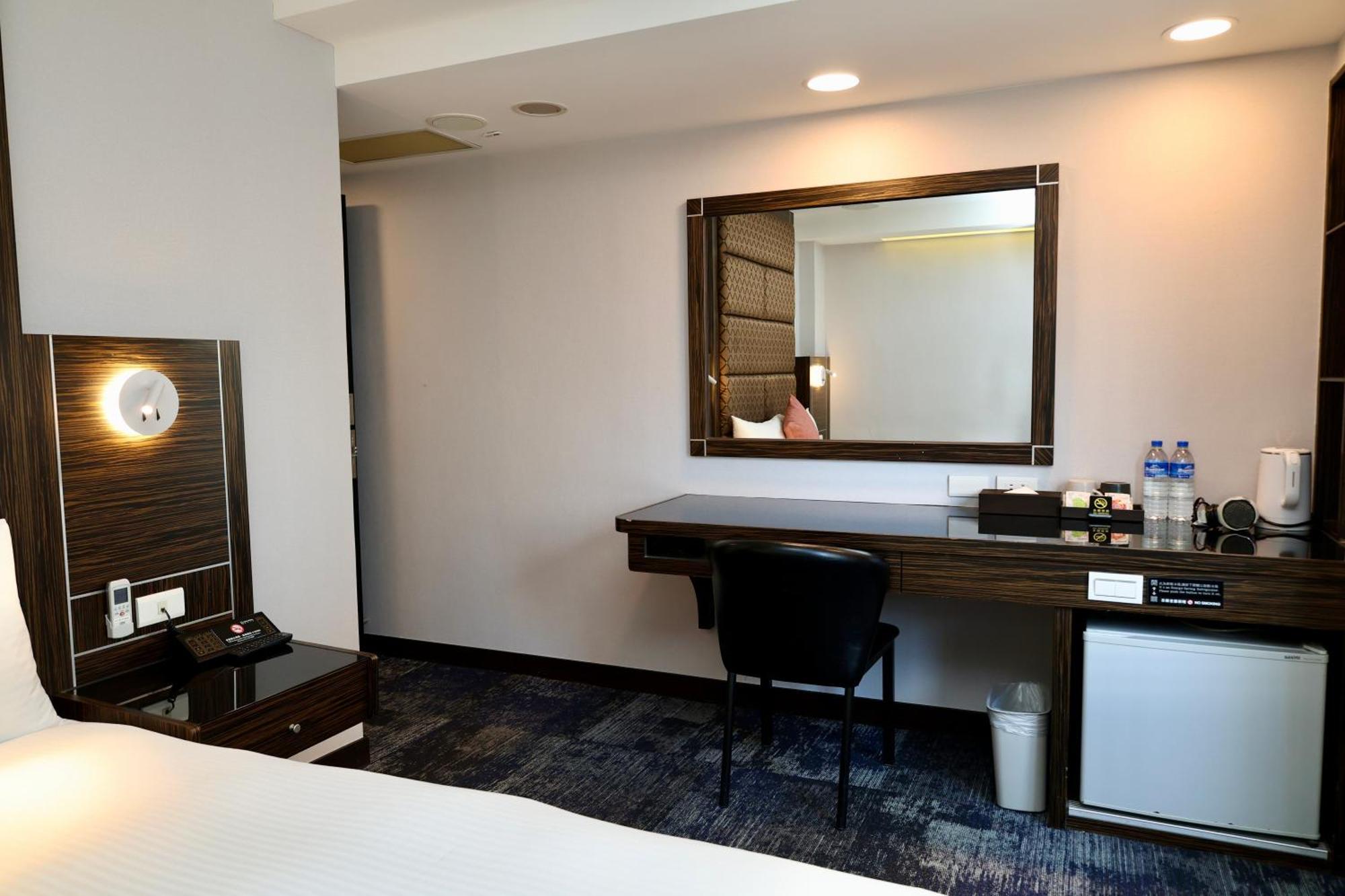 Hotel Hub - Zhongshan Branch 3*