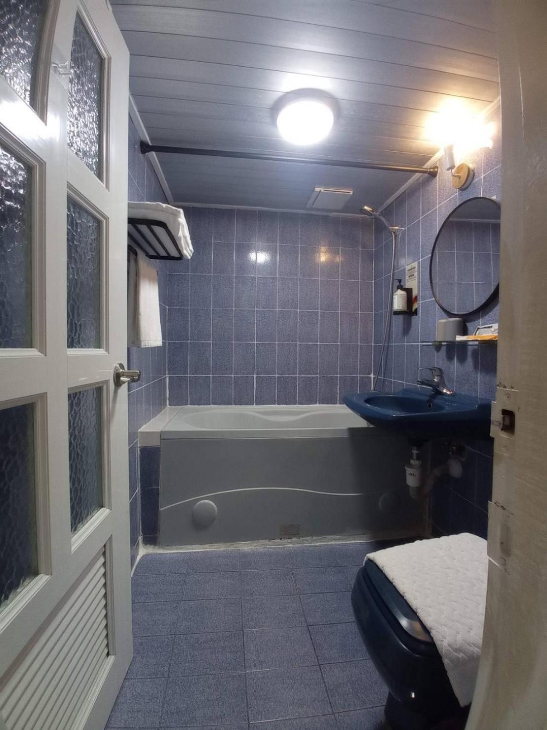 Inn Meworld - Zhongshan *
