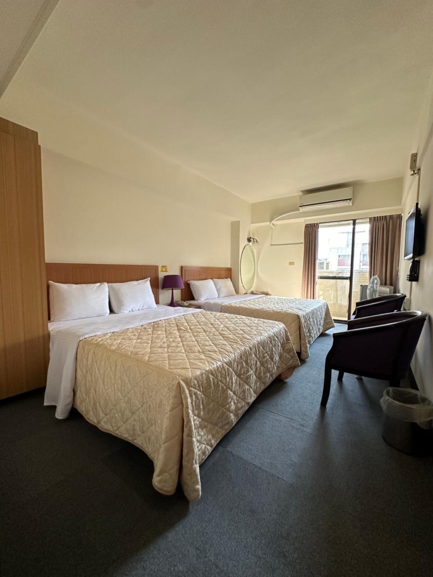 Chian Huei Business Inn *