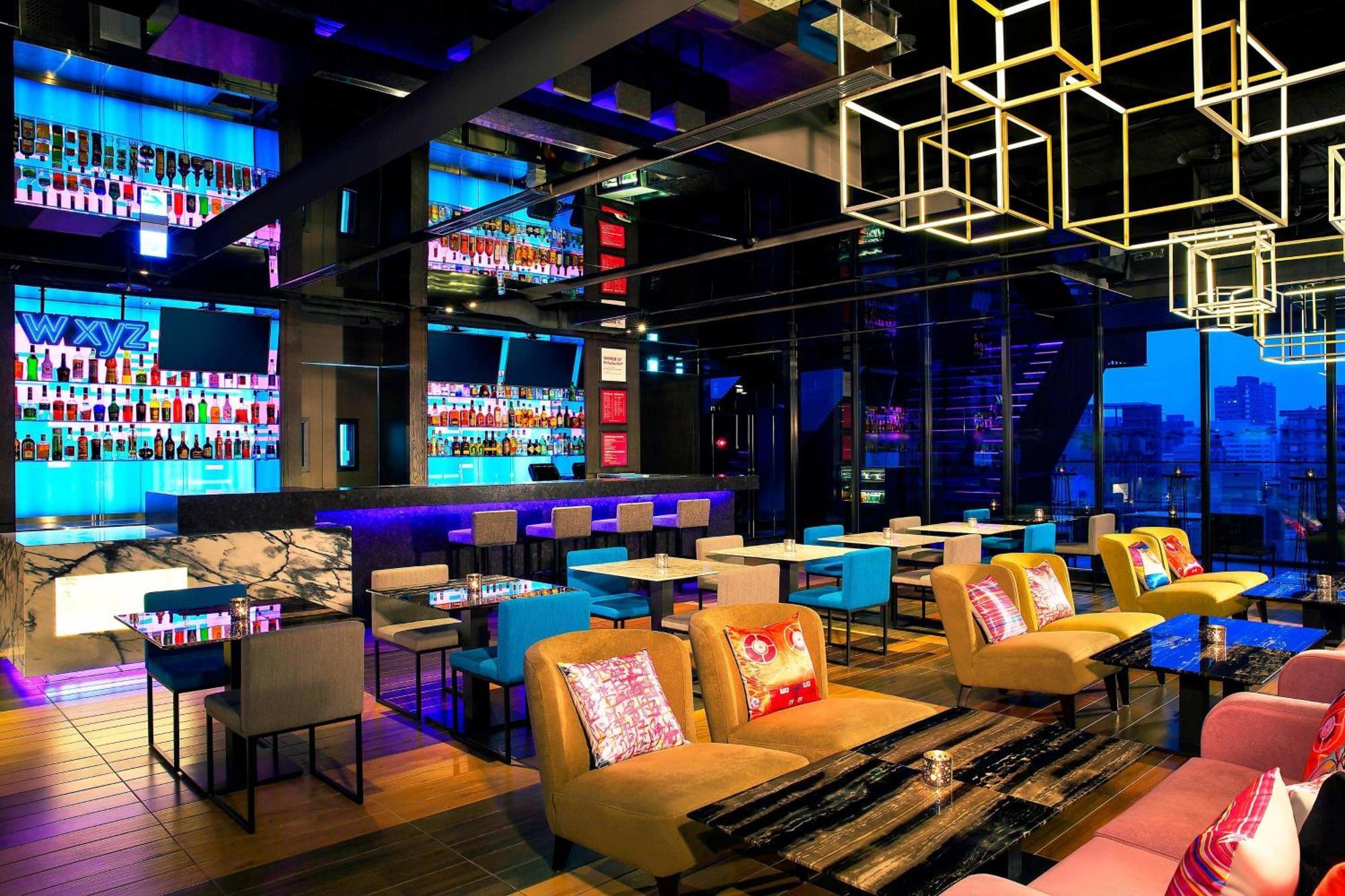 Aloft Zhongshan