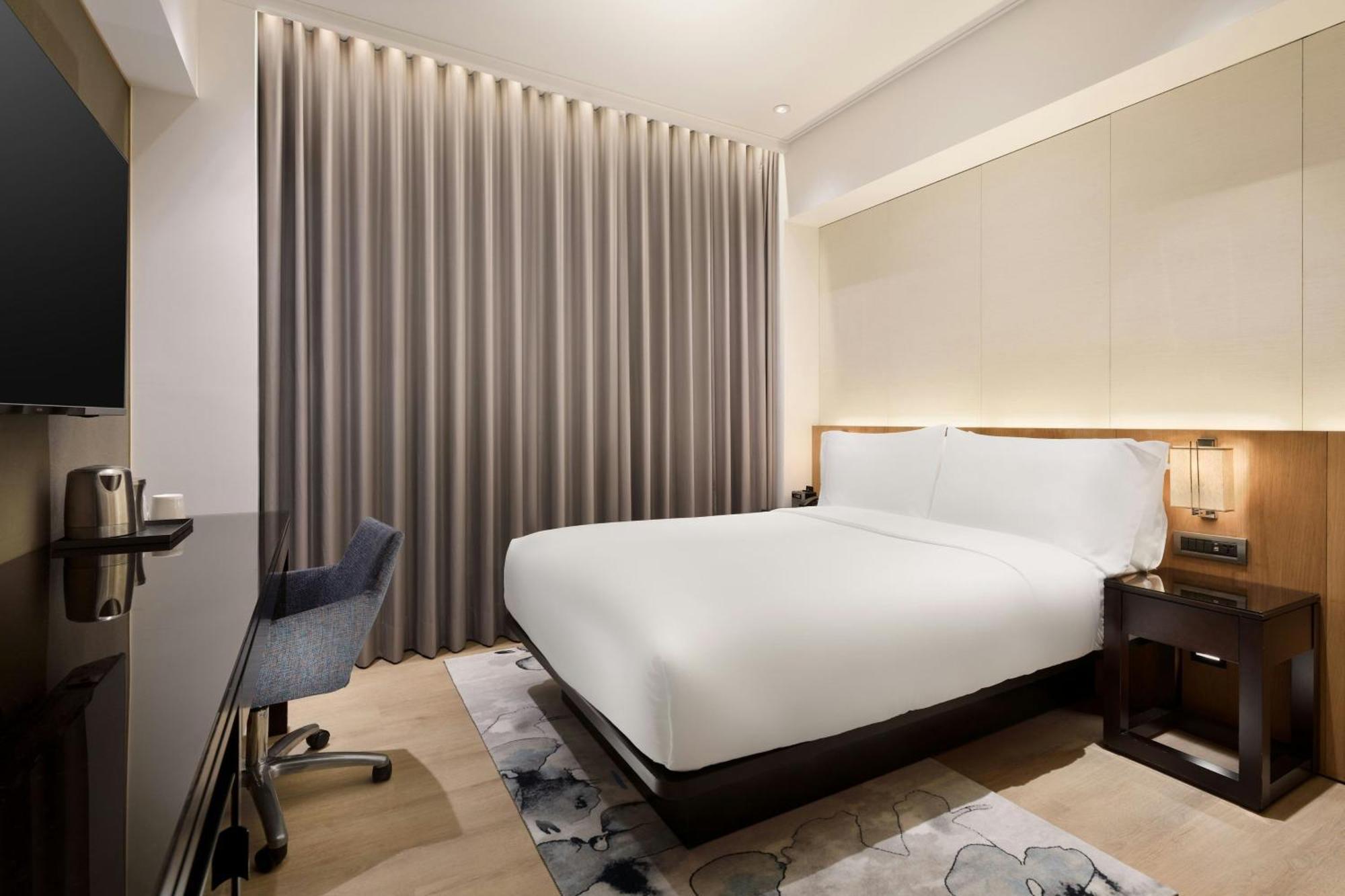 Aloft Zhongshan Hotel Taipei