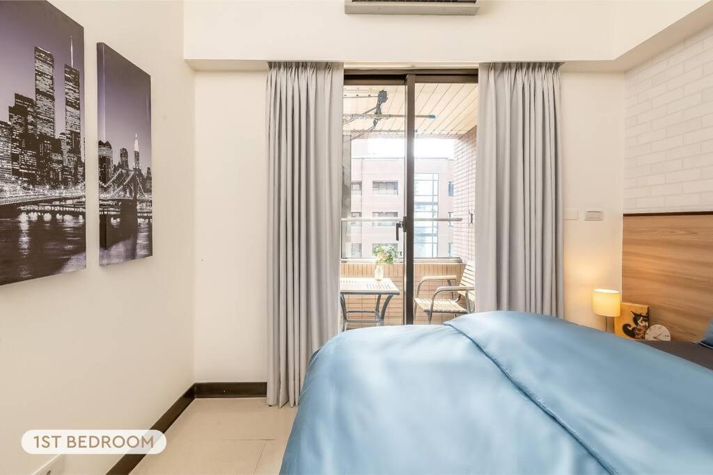 Apartamento New Building 2b1blk Workspace Main Station • 新大樓 台北車站 2房1衛 客廳廚房 工作空間