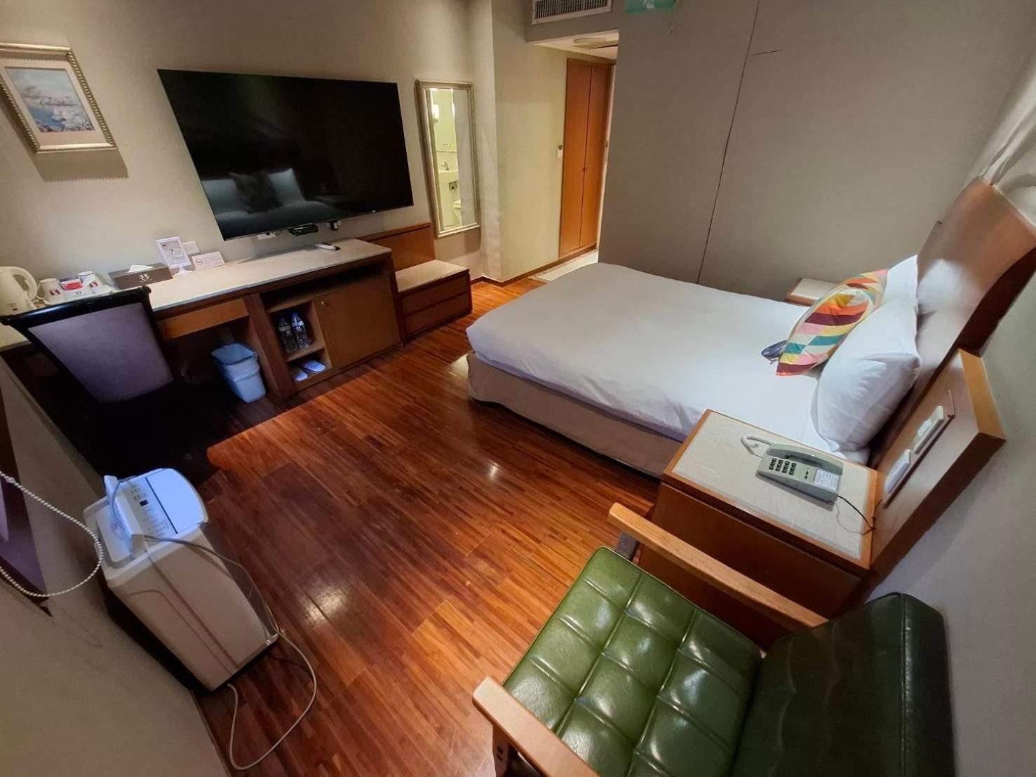 Erin Hotel