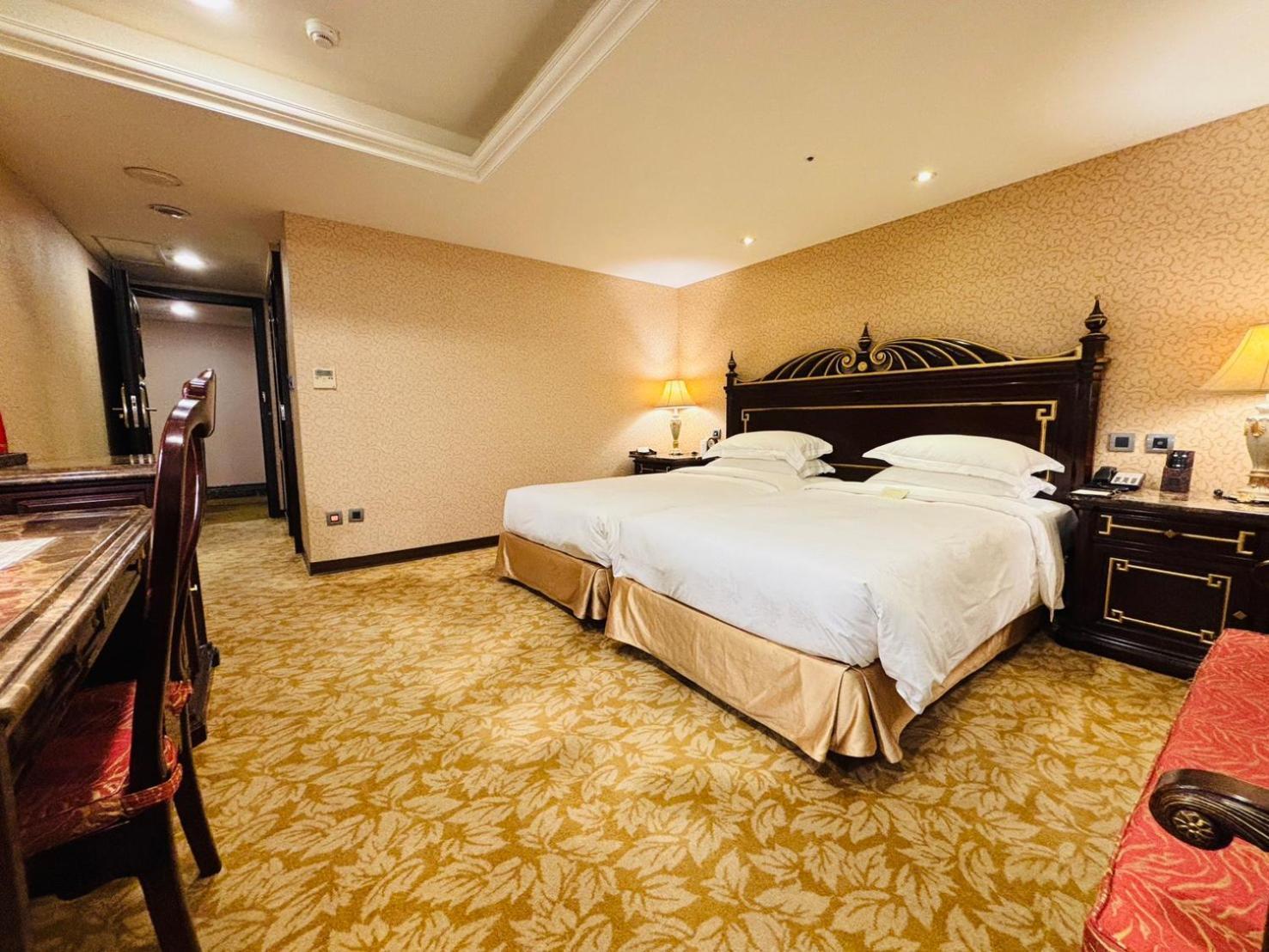 Royal Seasons ‧ Nanjing W. Hotel