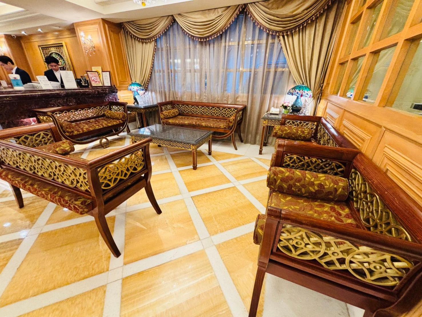 Royal Seasons ‧ Nanjing W. Hotel