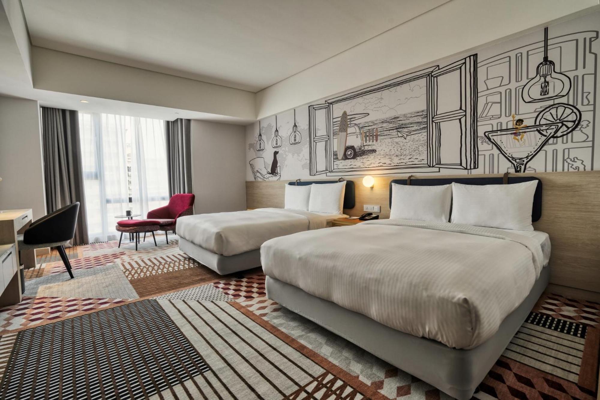 Two Tails Luzhou Hotel 4*