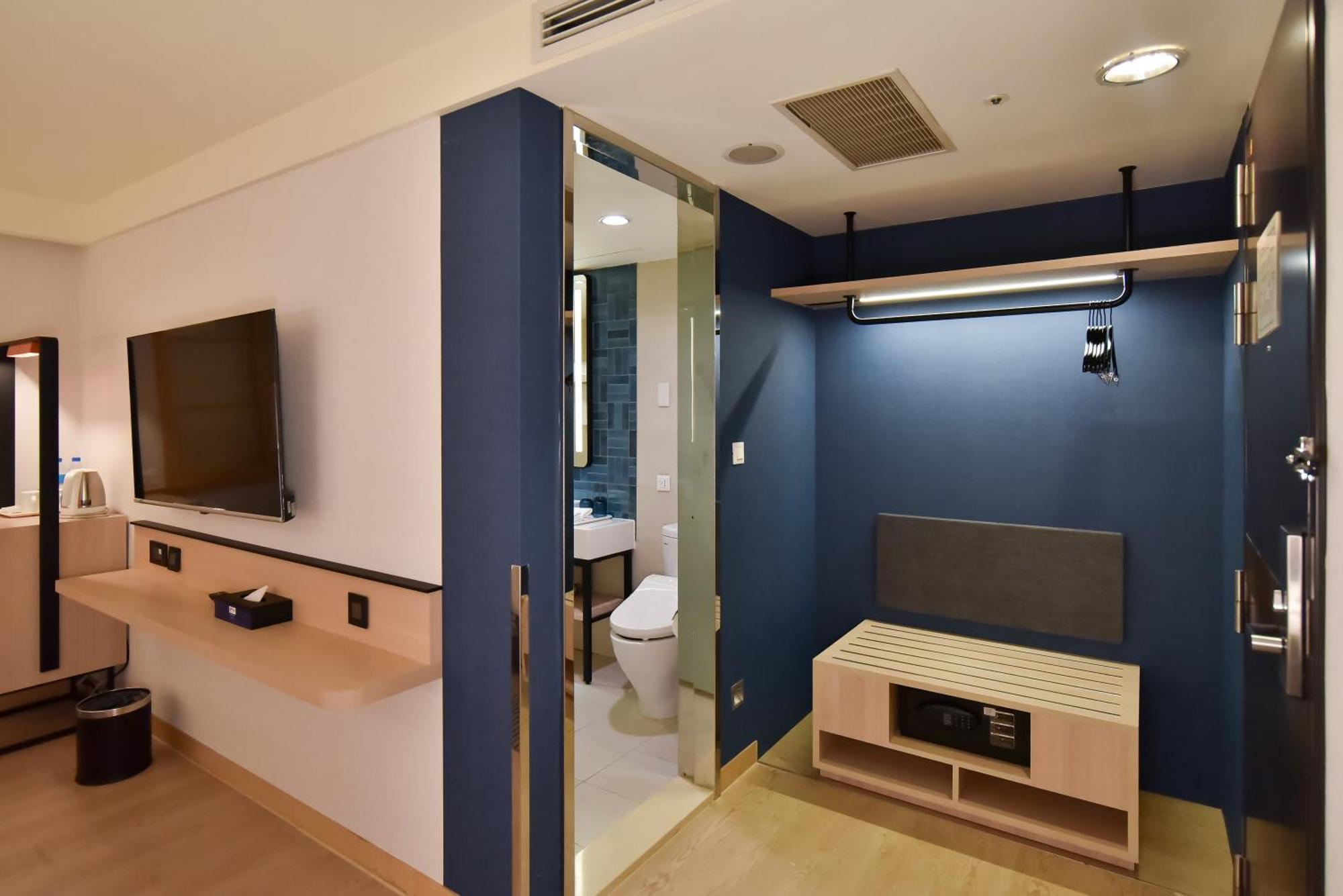 Holiday Inn Express Taipei Train Station By Ihg Taipei