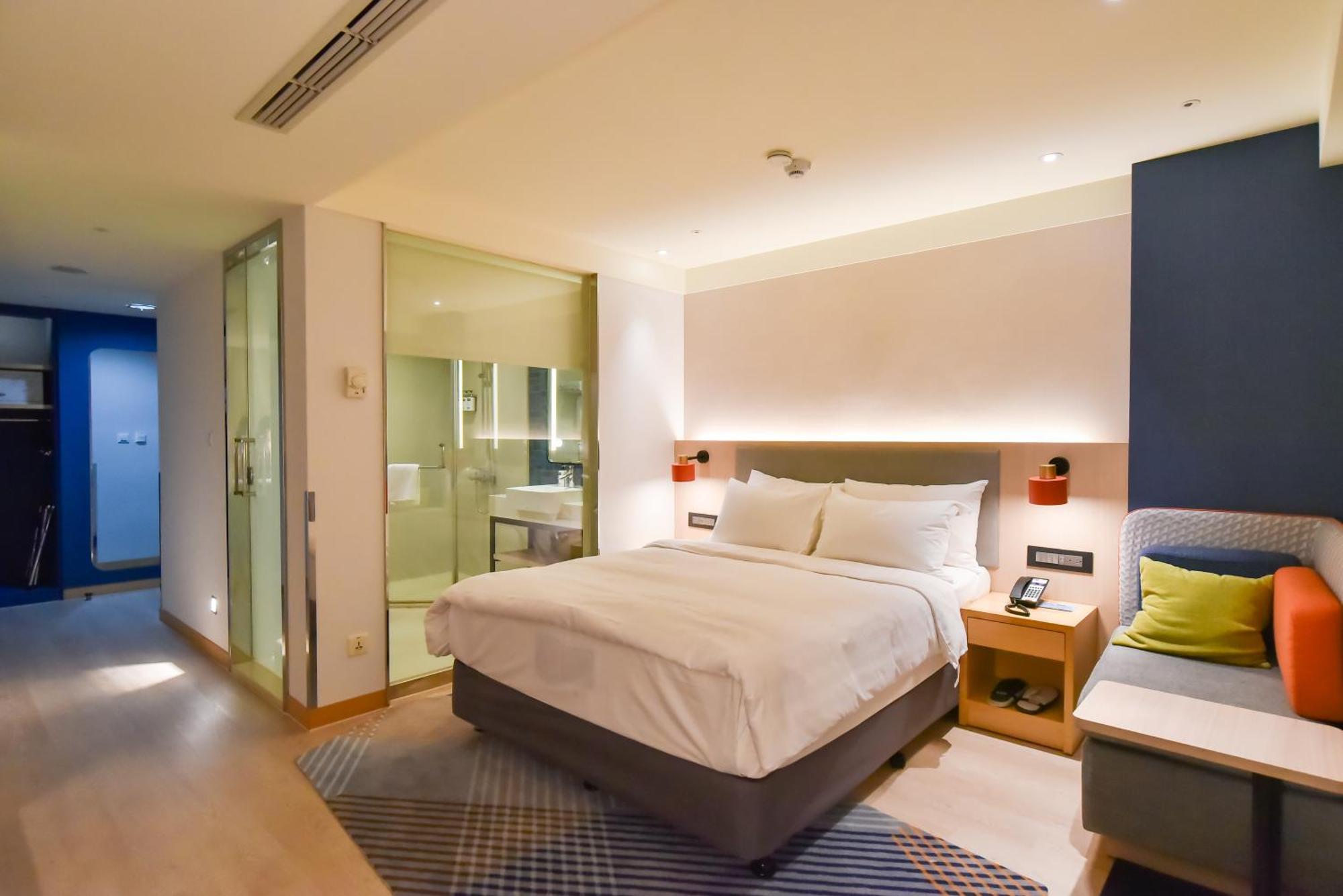 Holiday Inn Express Taipei Train Station By Ihg