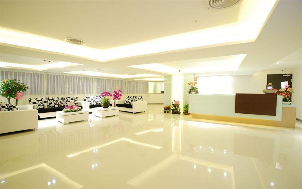 Hotel New - Main Station