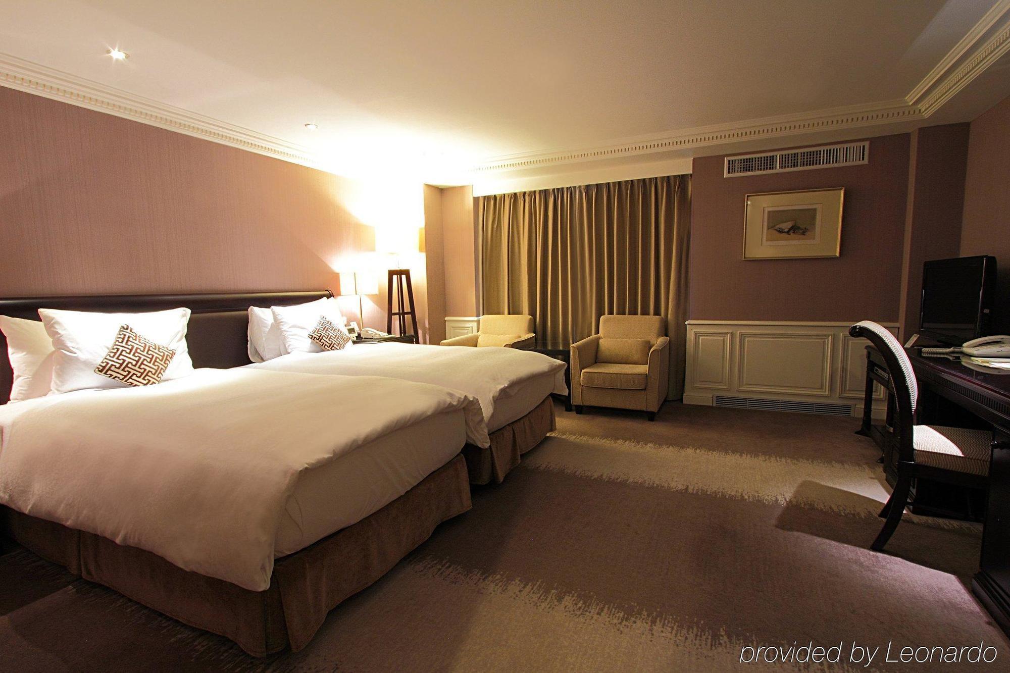 Royal-nikko Hotel