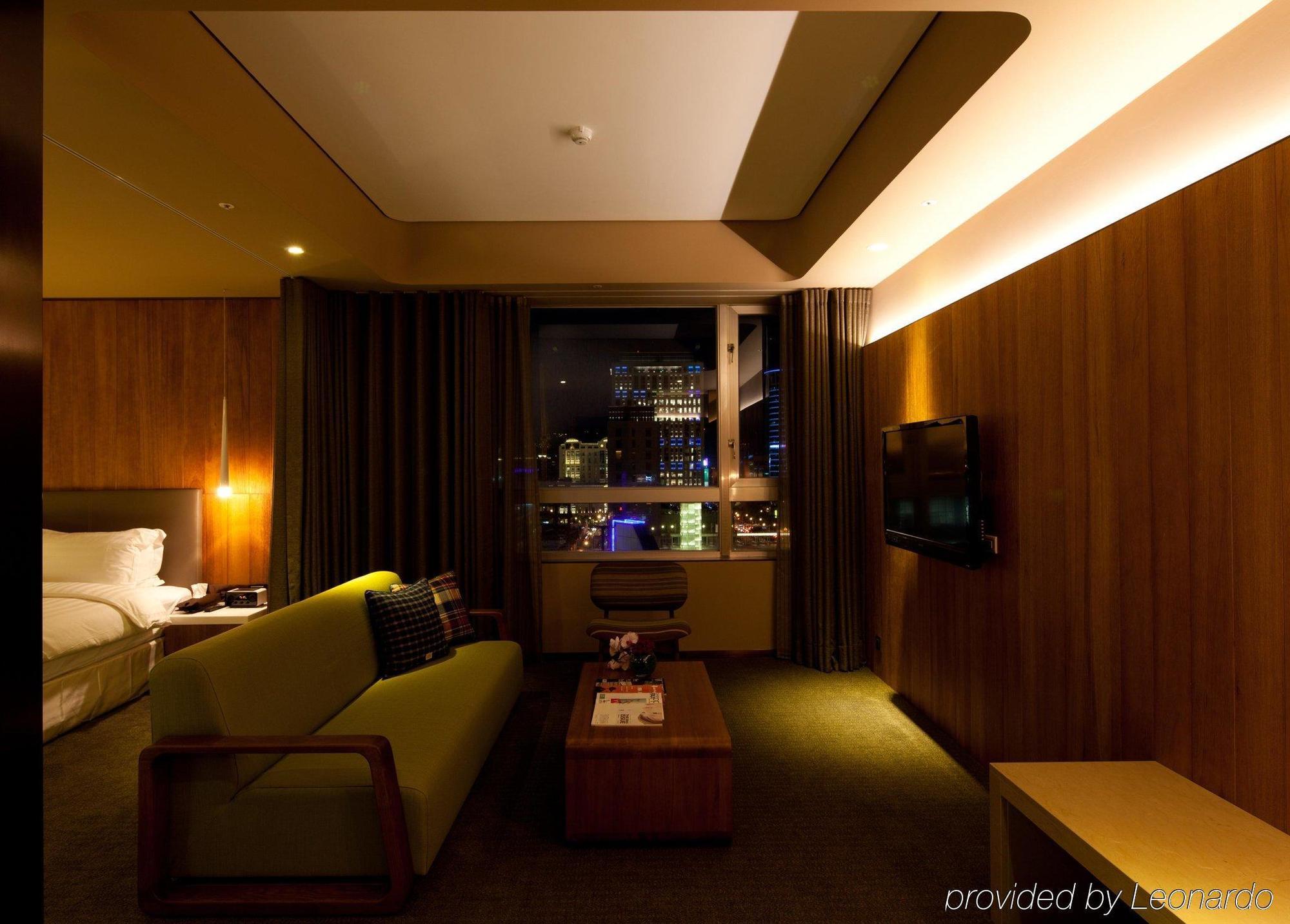 Home Hotel Hotel
