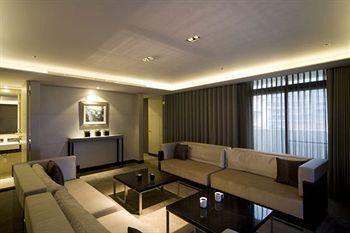Longbon Beitou 4*