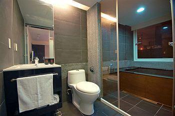 Check Express Yongkang 3*