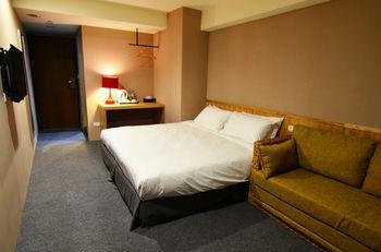 Check Nanjing Hotel
