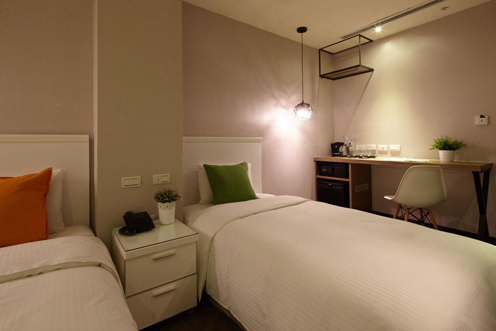 Via 3* Taipei