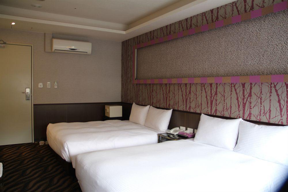 Starry Night Hotel 3*