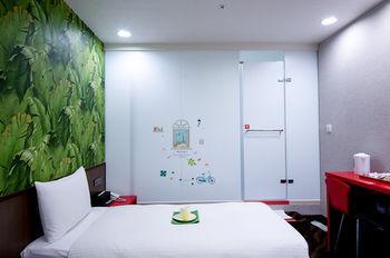 6 - Zhonghua Hotel 3*