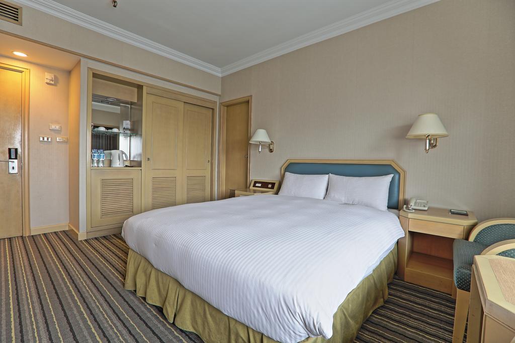Hotel Santos 4*