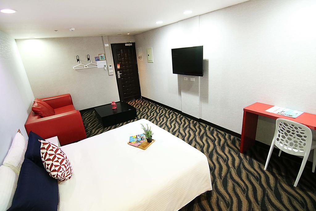Starry Night Hotel