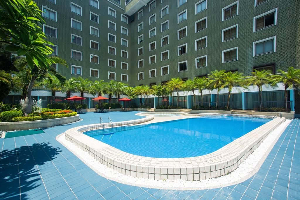 Hotel Ambassador