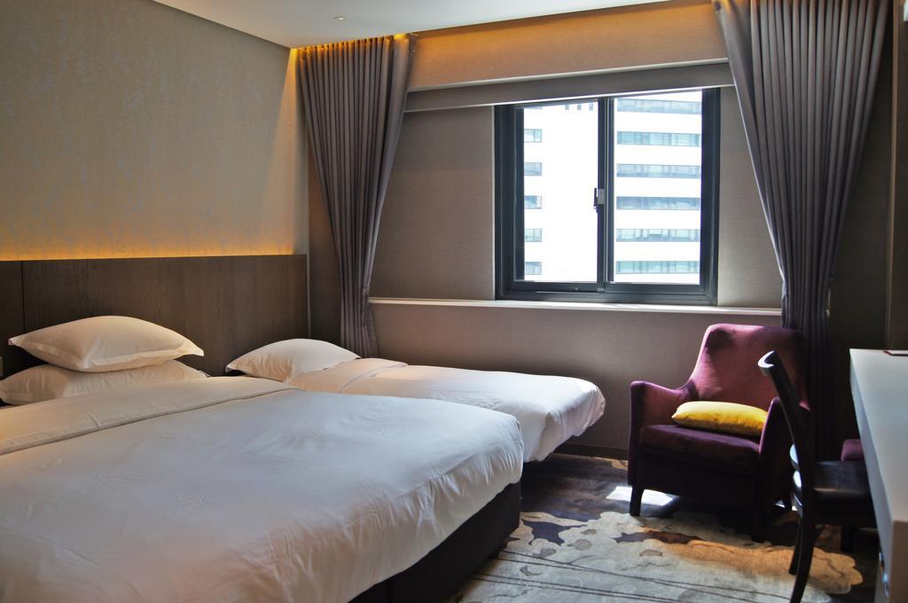 Brother 4* Taipei