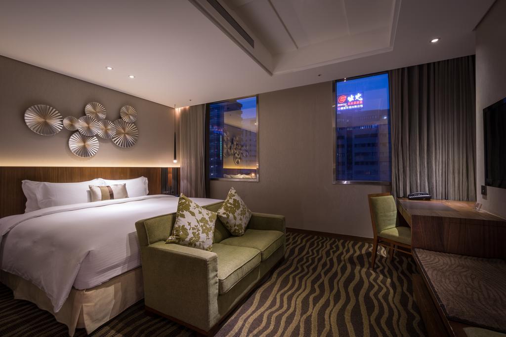Hotel World Jianpei 4*