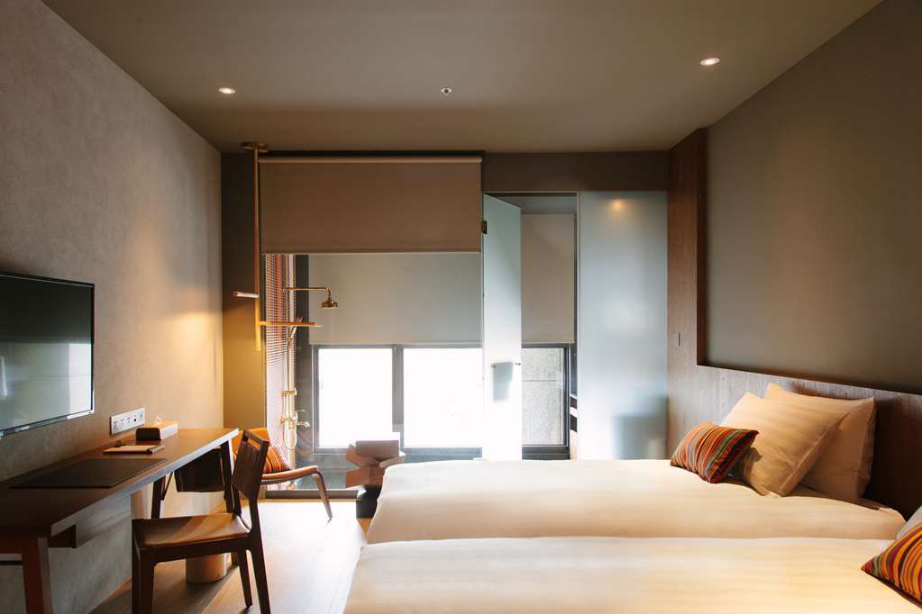 Home Hotel