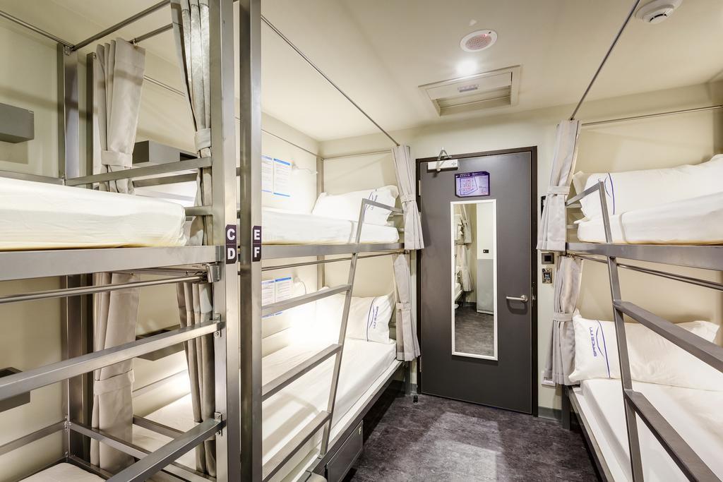 Space Xinyi Hostel *