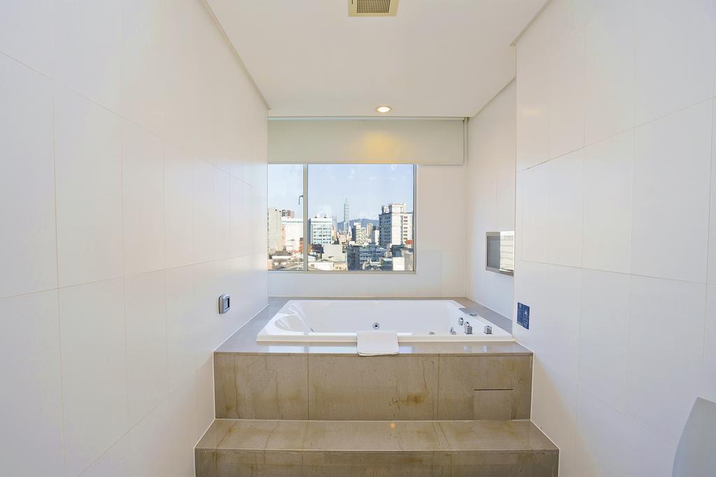 Eight Zone Hotel Taipei