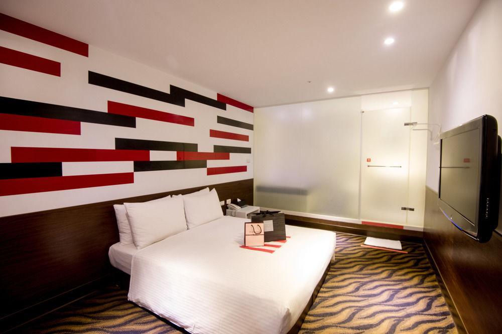 Starry Night Hotel