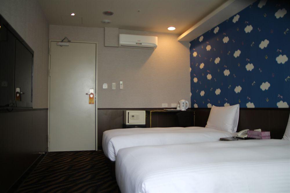 Starry Night 3* Taipei