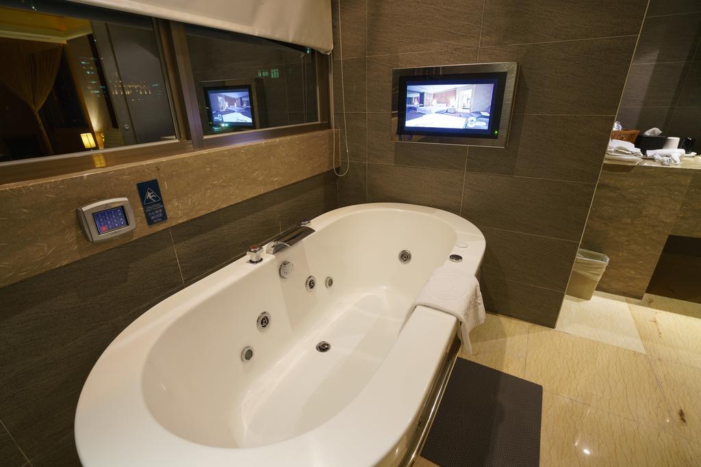 Eight Zone 4* Taipei