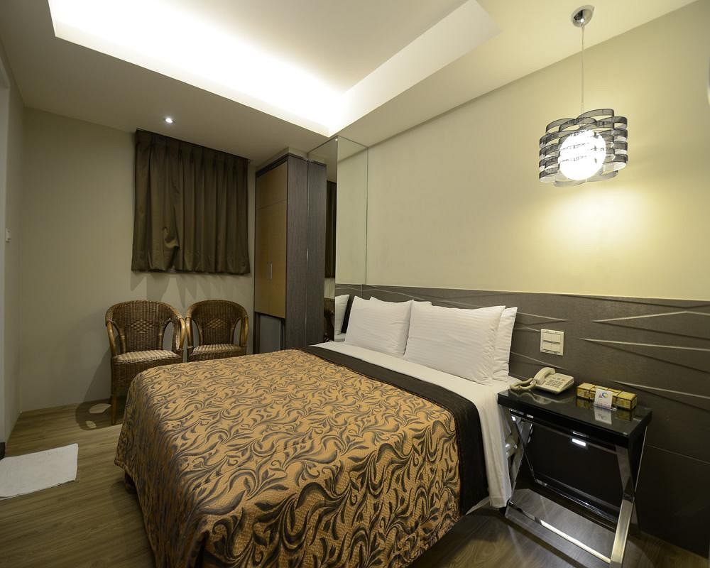 Royal Garden Hotel