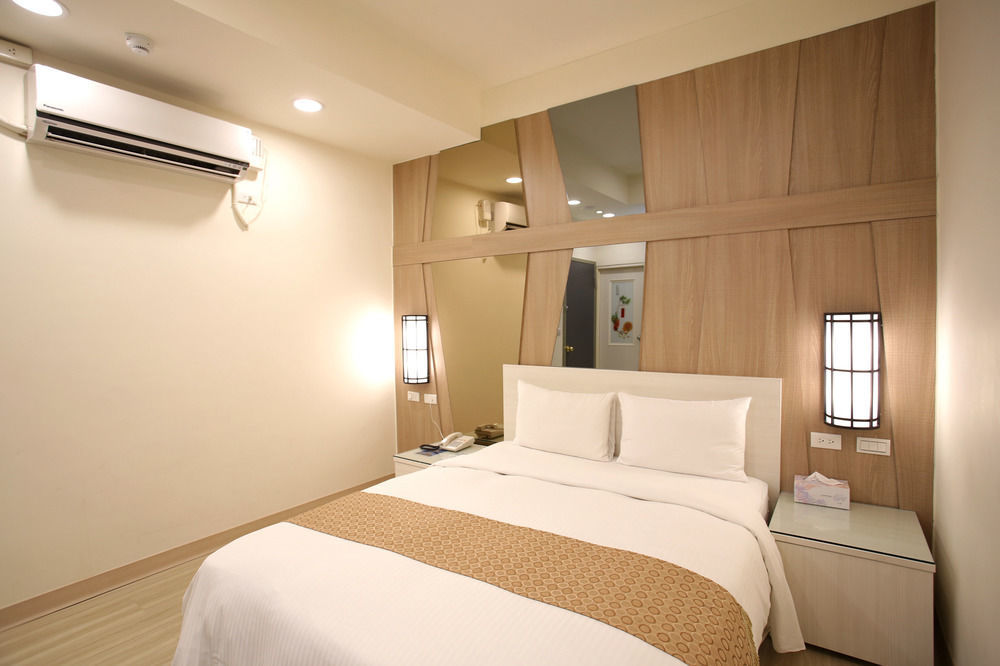 Chengdian Hotel Inn 3*