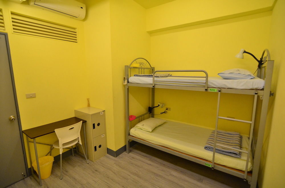 Hostel On My Way -
