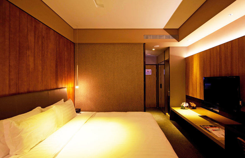 Hotel Home Hotel 4*