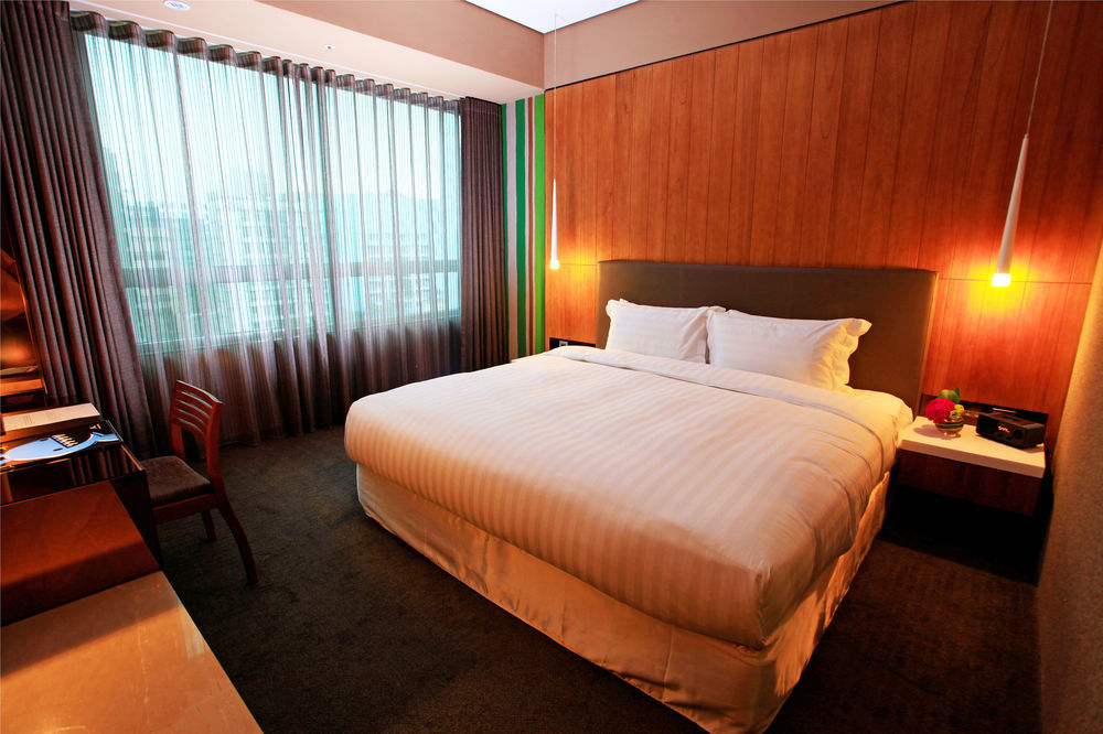 Home Hotel Hotel 4*