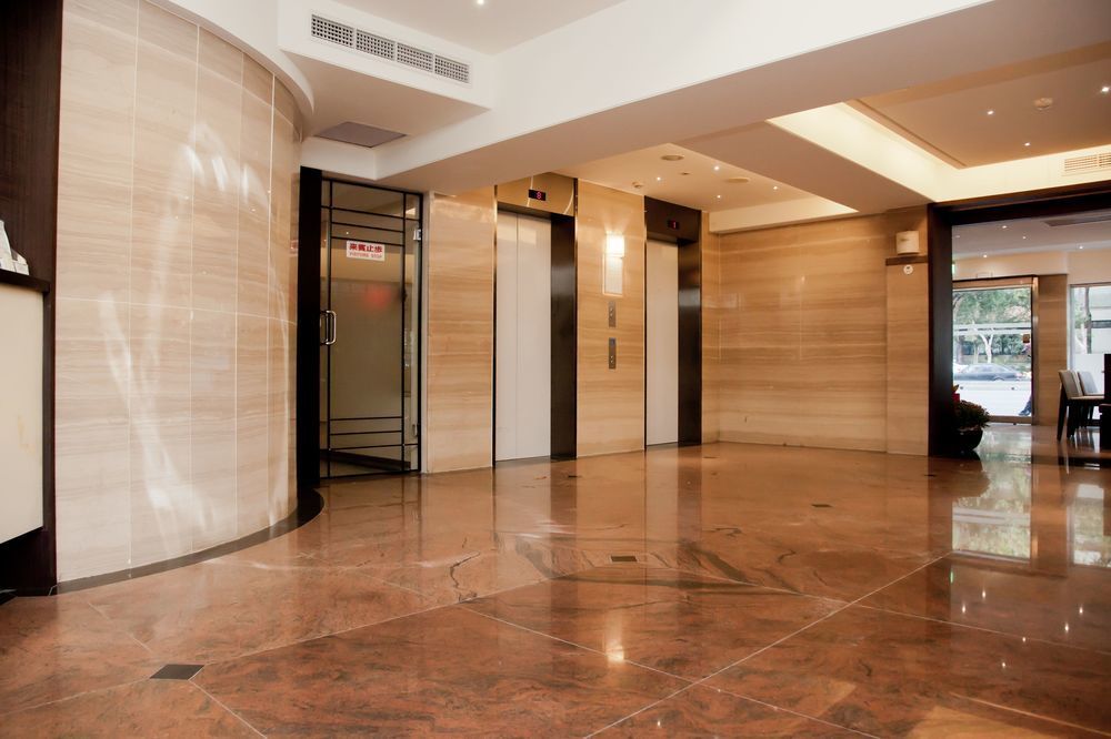 Kdm Hotel 3*