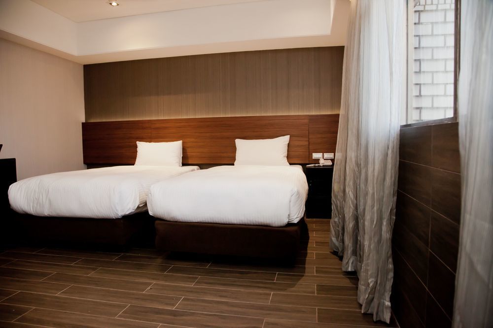 Hotel Kdm 3*