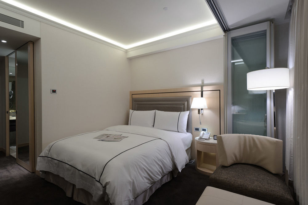 Hotel K Songjiang 4*