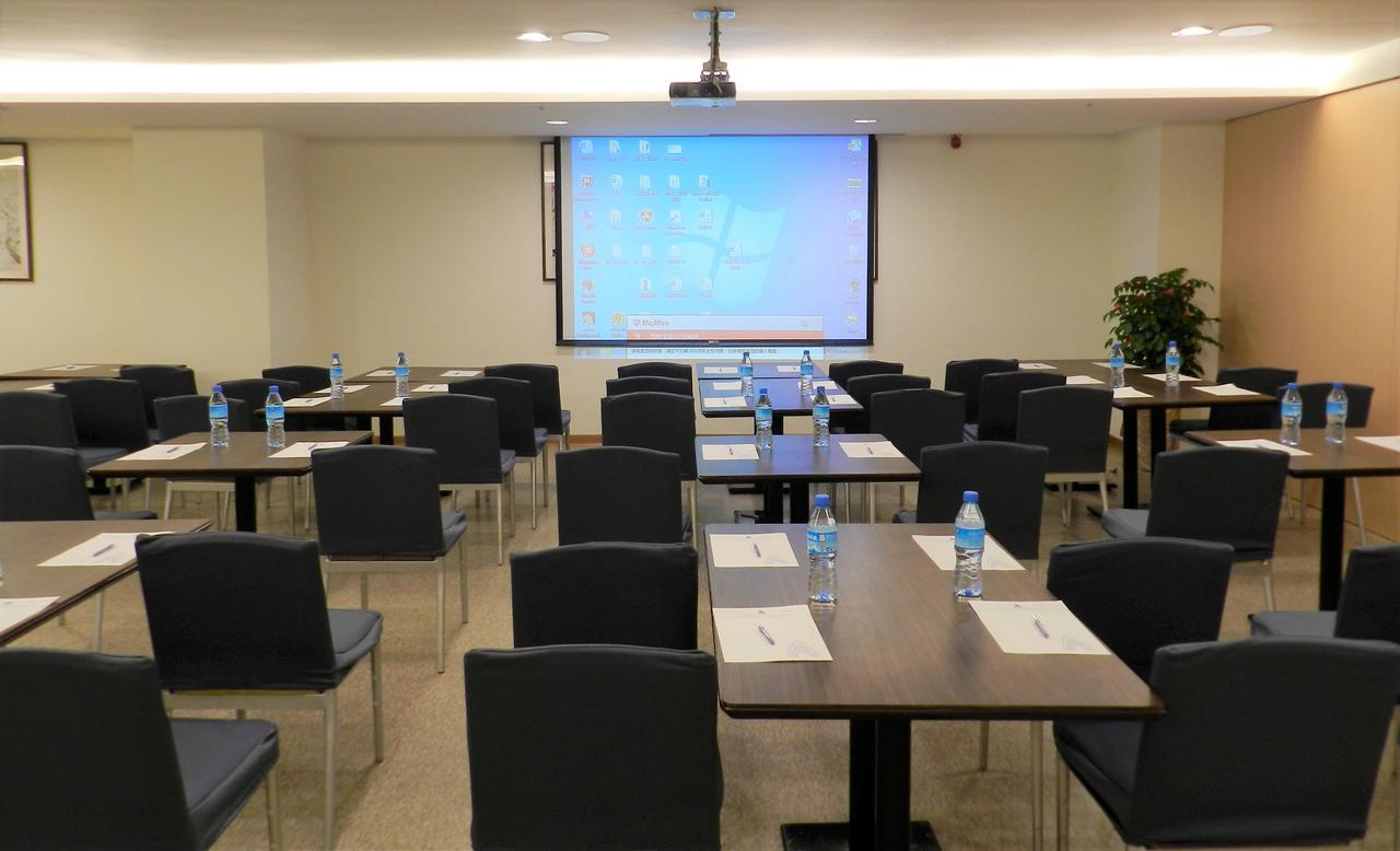 Holiday Inn Express Taipei Train Station By Ihg Hotel Taipei
