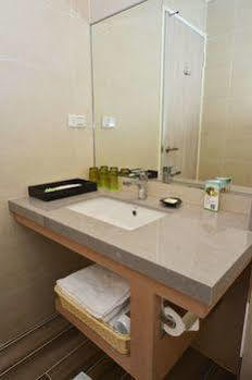 Grace Hotel 3*
