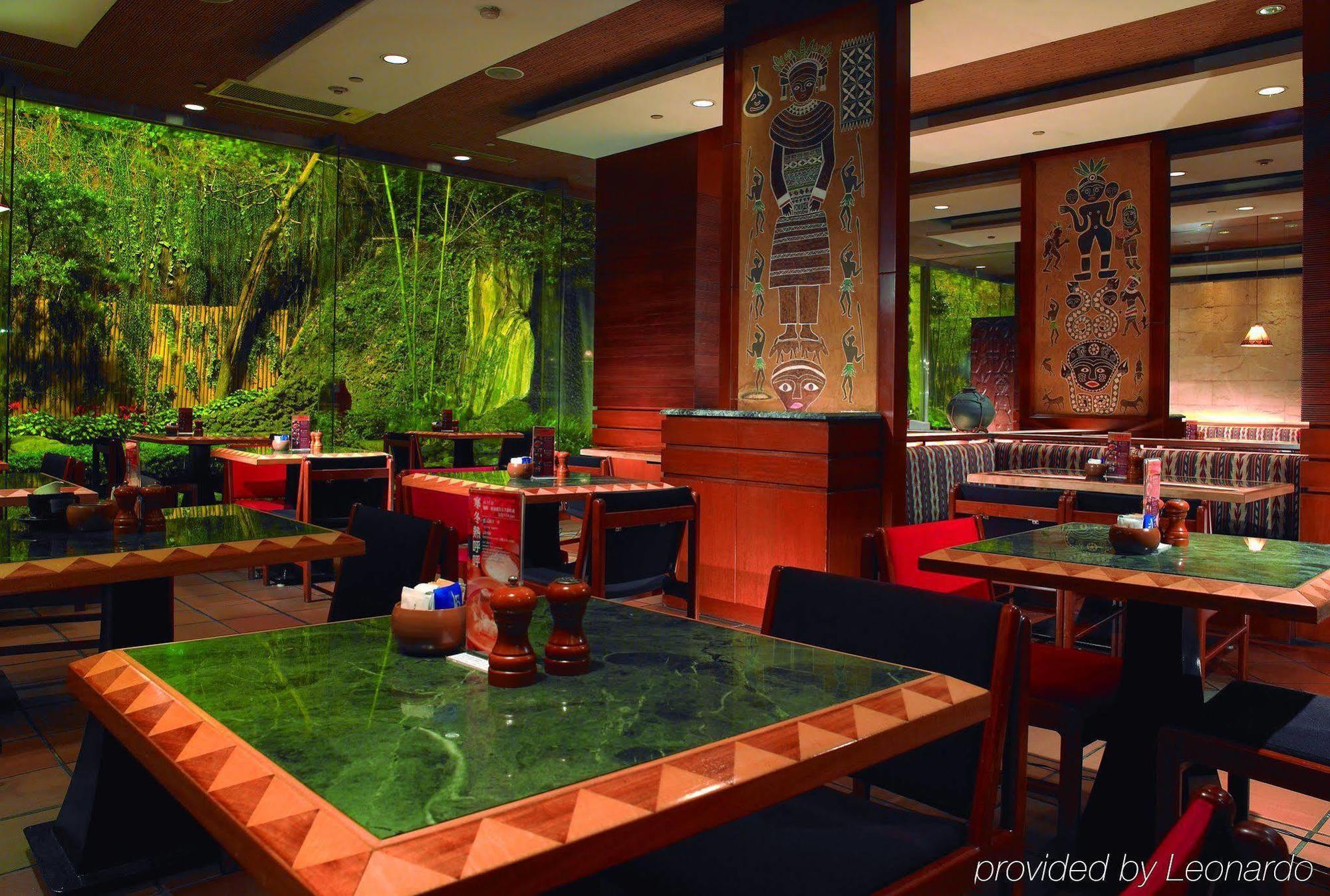 Hotel Ambassador