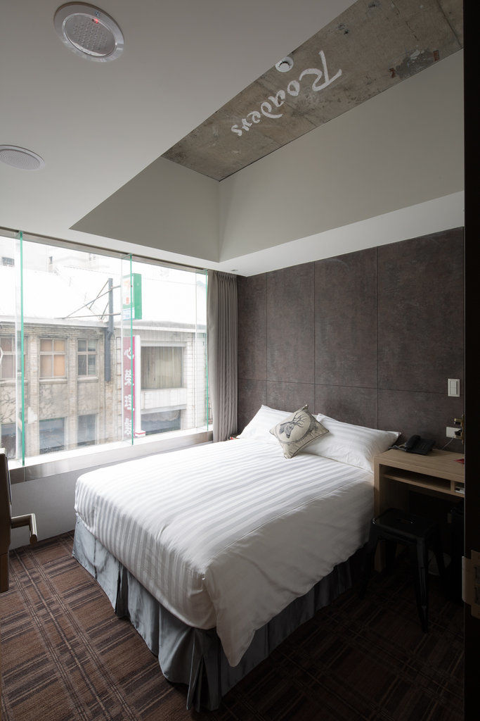 Hotel Roaders Zhonghua