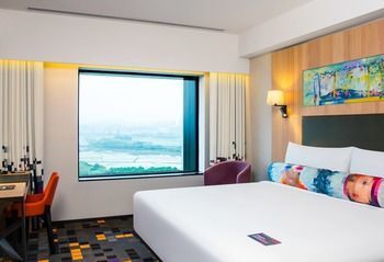 Aloft Beitou Hotel