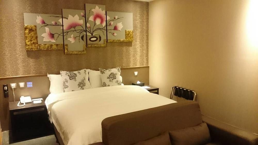 Inn Walker Hotel. Ximen 3*