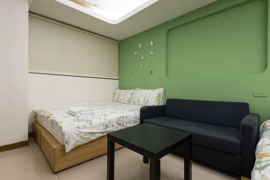 Ximending Florid House