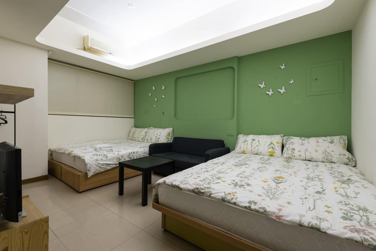 Ximending Florid House